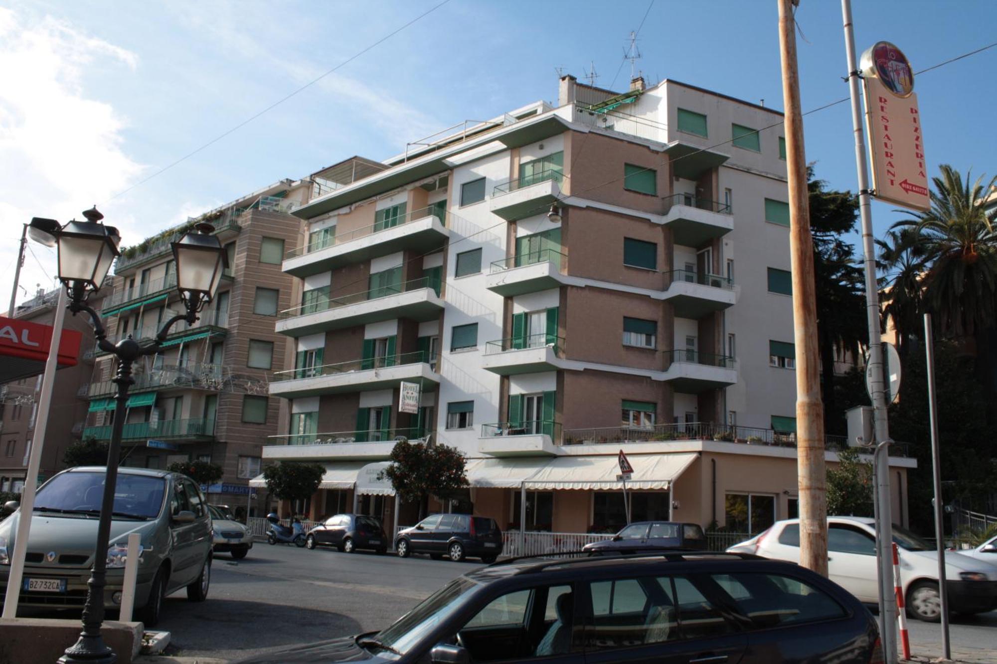 Albergo Anita Алассио Экстерьер фото