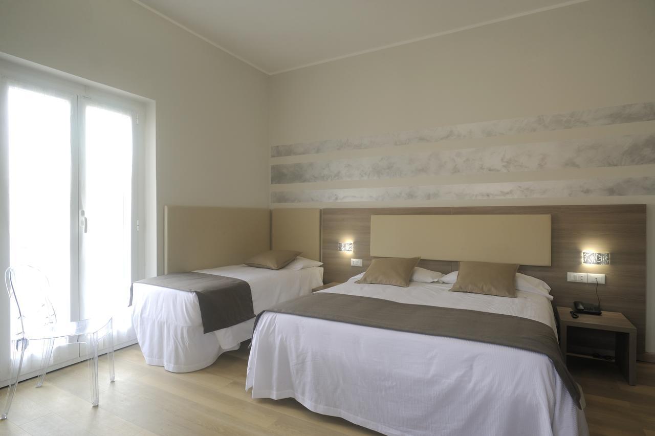 Albergo Anita Алассио Экстерьер фото